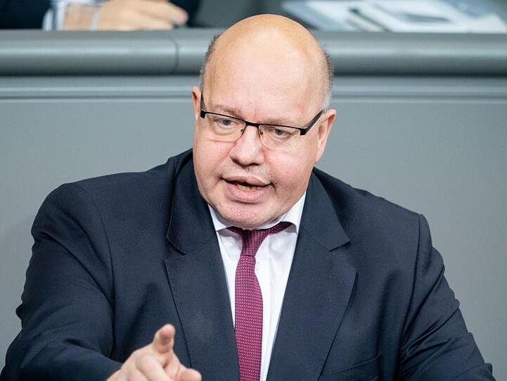 Bundeswirtschaftminister Peter Altmaier (CDU) hält eine Rede im Bundestag.