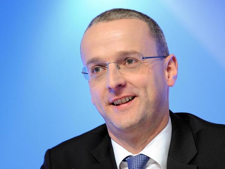 Vorstandschef Stephan Winkelmeier nimmt an einer Pressekonferenz teil. Foto: Andreas Gebert/Archivbild