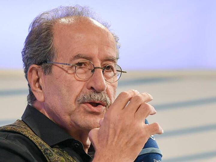 Der syrisch-deutscher Schriftsteller Rafik Schami auf der Frankfurter Buchmesse.