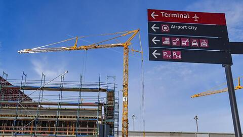 Der Hauptstadtflughafen BER hat auf dem Weg zur Eröffnung eine wichtige Hürde genommen.