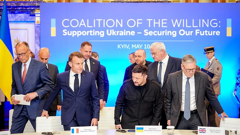 "Historischen Momente": Westliche Verbündete der Ukraine senden klares Signal an Moskau. "Historischen Momente": Westliche Verbündete der Ukraine senden klares Signal an Moskau.