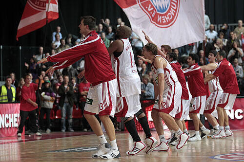 Wenn der FC Bayern etwas macht, dann richtig. Im Frühjahr 2010 beschloss der Verein, Spitzenbasketball in München zu etablieren. Die neue Startruppe um Steffen Hamann gilt als Hoffnung einer ganzen Sportart.