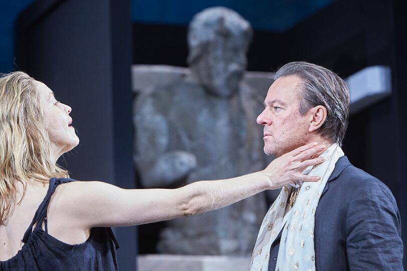 Die "Antigone" von Sophokles im Residenztheater.