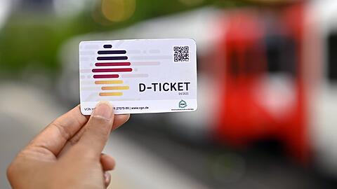 Die Debatte um das Deutschlandticket hält an. Seine Zukunft ist ungewiss und auch der künftige Preis bleibt unklar.