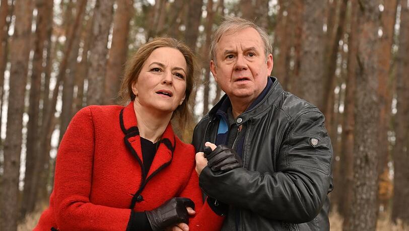 "Endlich Witwer - Forever Young": Georg Weiser (Joachim Król) mit Petra Schultheiss (Martina Gedeck).