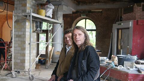 Noch ist hier Baustelle: Guntram Haefner-de Greiff und Wolfgang Wiedermann wollen in Giesing einen Neubeginn wagen.