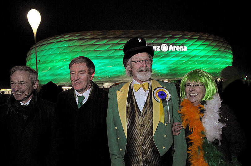Zu Ehren der Iren: Die Allianz Arena ganz in grün.