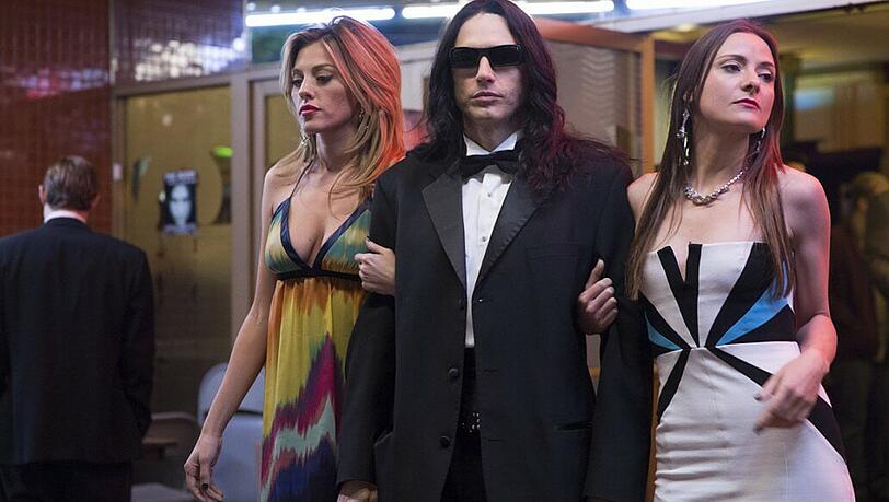 Tommy Wiseau drehte 2003 einen Film namens "The Room", die Dreharbeiten dienten als Vorlage für "The Disaster Artist".
