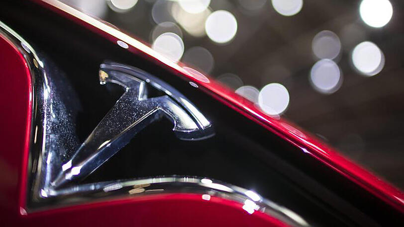 Tesla-Chef Elon Musk hat das Ziel ausgegeben, die Produktion bis 2018 auf 500 000 und bis 2020 auf eine Million Fahrzeuge pro Jahr hochfahren.