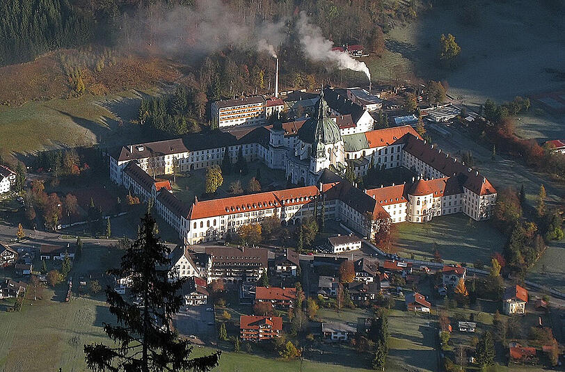 Kloster Ettal &ndash; das Ziel der Wildschützen.
