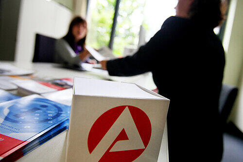 Im Vergleich zum Vorjahr steht der Arbeitsmarkt allerdings besser da.