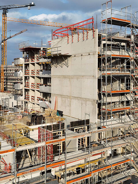 Wer in M&uuml;nchen Wohnungen bauen will, braucht eine Baugenehmigung &ndash; und diese erteilt die Lokalbaukommission. Doch die Beh&ouml;rde ist &uuml;berlastet, hei&szlig;t es.