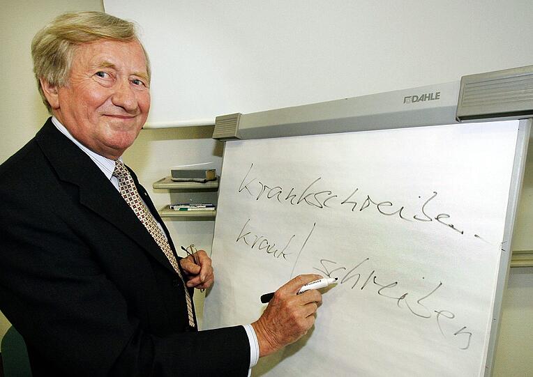 Bayerns Ex-Kultusminister Hans Zehetmair hat die Rechtschreibreform mitgestaltet. Heute hält er einige Beschlüsse für falsch.