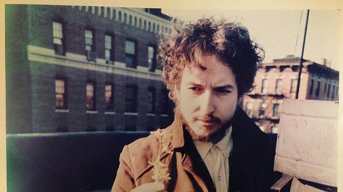 So ländlich-rustikal wie Bob Dylan auf diesem Bild von 1970 aussah, klang damals auch seine Musik - aber nur teilweise: Er spielte in allen möglichen Stilen. (Archivbild)
