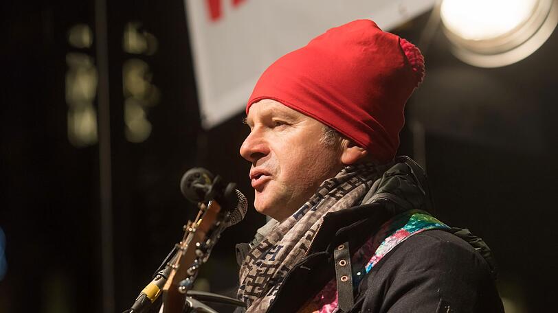 Bilder von der Kundgebung vor der Oper!