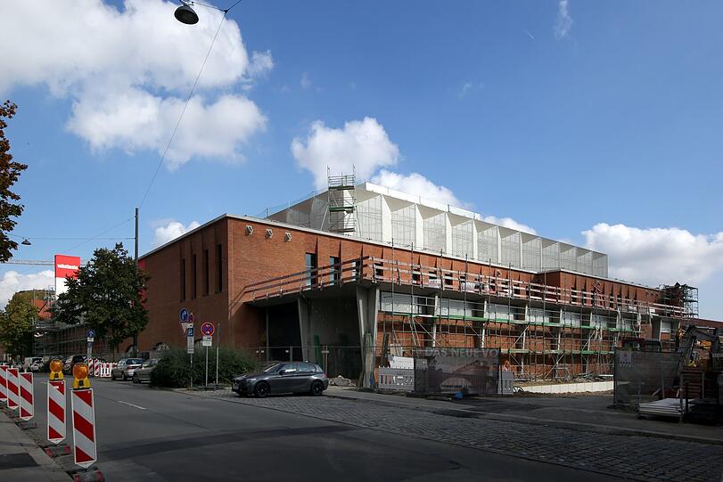 Schon ein Mordstrumm, das neue Münchner Volkstheater, oder?