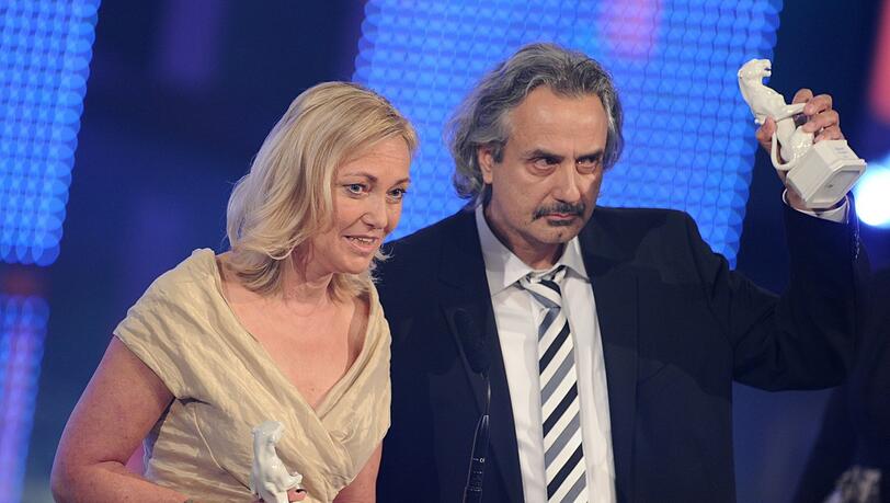 Die Autoren Friedrich Ani und Ina Jung erhalten 2012 den Bayerischen Fernsehpreis f&uuml;r ihr Drehbuch zum Film &bdquo;Das unsichtbare M&auml;dchen".