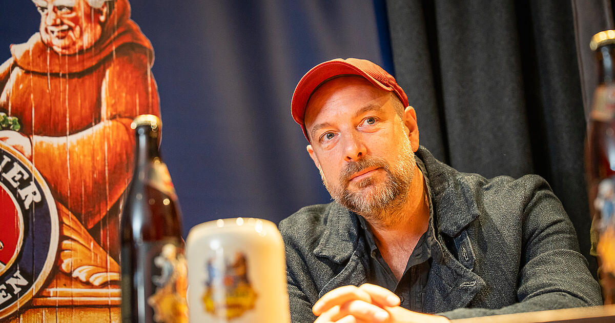 Salvatorprobe-am-Nockherberg-Derblecken-kurz-vor-der-Wahl