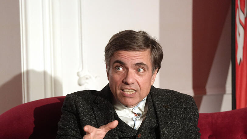 Durch Künstliche Intelligenz (KI) würde etwas Neues, Verstörendes nicht mehr entstehen, befürchtet Moritz Eggert. Durch Künstliche Intelligenz (KI) würde etwas Neues, Verstörendes nicht mehr entstehen, befürchtet Moritz Eggert.