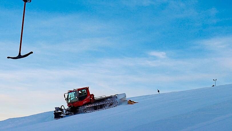 "Familien und Skianfänger finden weiterhin eine gute Infrastruktur in den Skigebieten”, heißt es vom Bergerlebnis Berchtesgaden, wie hier etwa am Roßfeld.