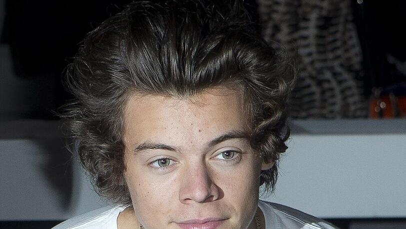 Harry Styles macht seinem Ruf als Womanizer alle Ehre Harry Styles macht seinem Ruf als Womanizer alle Ehre