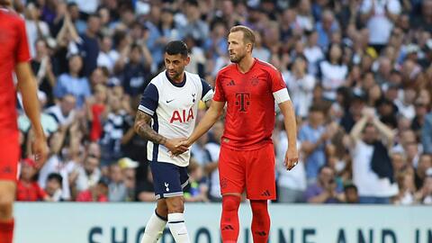 Emotionales Goodbye für Harry Kane: Der Bayern-Stürmer wird im Testspiel gegen seinen Ex-Klub Tottenham Hotspur gefeiert.