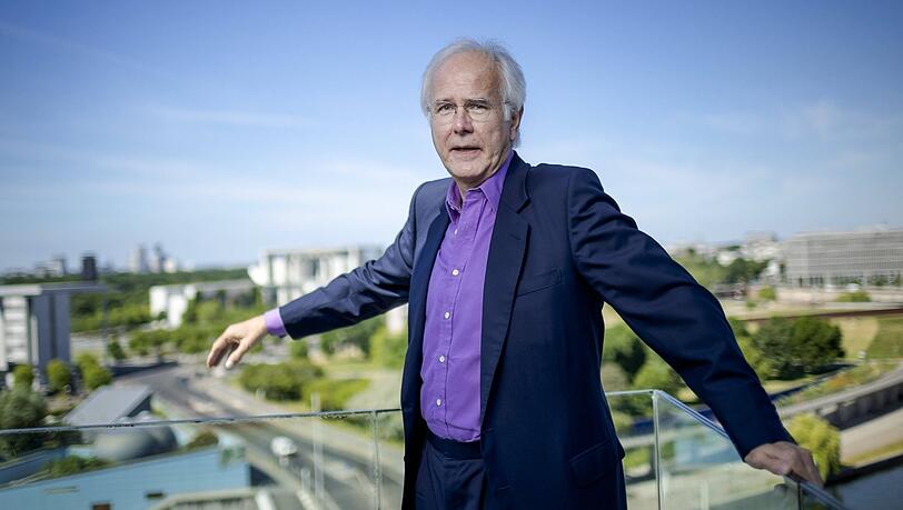Der Schauspieler, Kabarettist, Kolumnist, Entertainer, Schriftsteller und Fernsehmoderator Harald Schmidt.