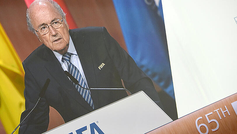 Quo vadis, Joseph Blatter? Der FIFA-Pate stellt sich in Zürich trotzig zur Wahl. Quo vadis, Joseph Blatter? Der FIFA-Pate stellt sich in Zürich trotzig zur Wahl.