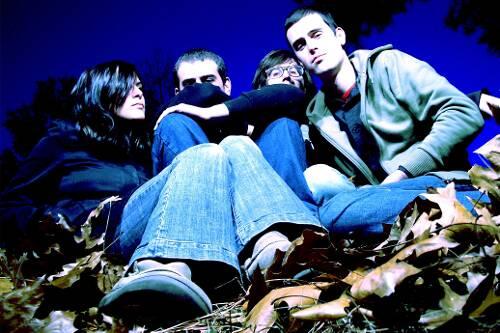 Stillleben mit Band und Laub: Gregor Samsa aus Virginia.
