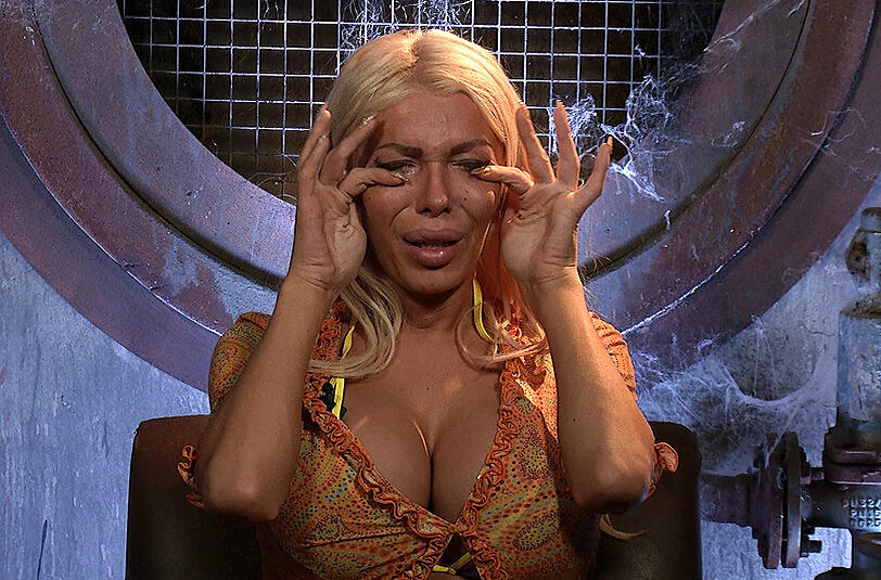 Nach nur vier Tagen: Für Edona James ist Schluss bei Promi Big Brother.