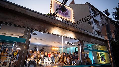 Die Waschsalon-Kulisse bei "NightWash".