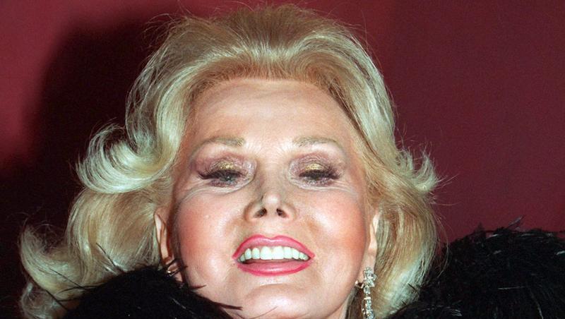 Zsa Zsa Gabor hat das Krankenhaus wieder verlassen. Zsa Zsa Gabor hat das Krankenhaus wieder verlassen.