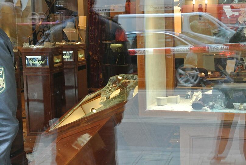 Überfall auf das Schmuckgeschäft Chopard in der Maximilianstraße: Die Bilder