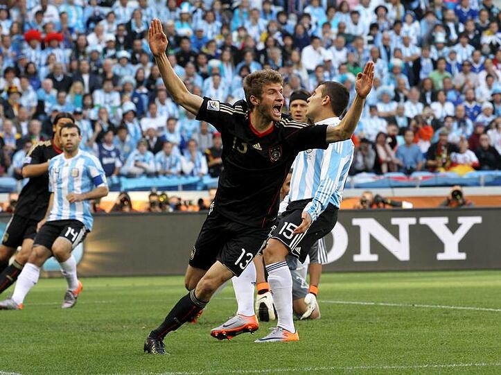 Thomas Müller, der Superstar dieser WM, jubelt nach seinem Treffer zum 1:0