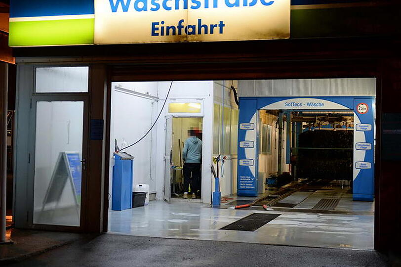 Versuchter Raubüberfall in Traunstein. Die Bilder vom Tatort.
