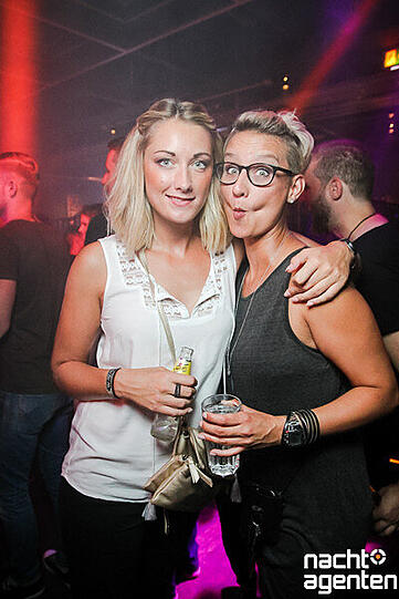 DJ Tues und DJ Big Splash sorgten am Freitag für die Veranstaltungsreihe "Geiles Leben" im Gecko für Stimmung.