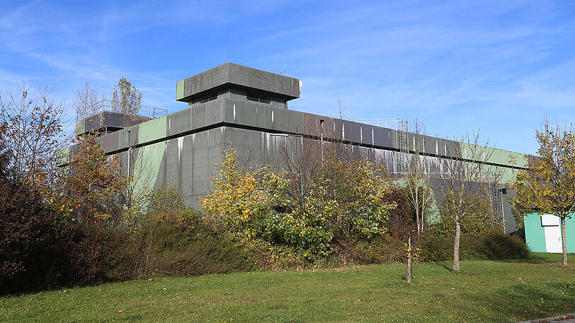 Der ehemalige Atomschutzbunker am Memminger Allgäu Airport - hier sollen bald Hanfpflanzen unter staatlicher Kontrolle heranwachsen.