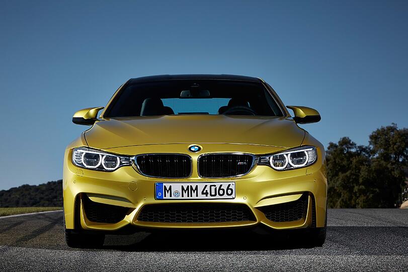 Das zweitürige M4 Coupé ist gleich stark wie die Limousine - wirkt aber noch einen Tick sportlicher.