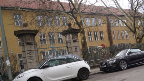 Rund um die Rudolf-Diesel-Realschule in Neuhausen passieren bayernweit die meisten Unfälle. Jetzt wird der Stadtrat aktiv.