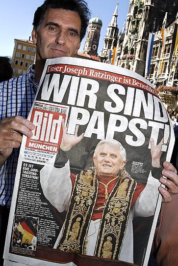 Ein neuer Hype um den Papst enstand: Die Bild-Zeitung titelte damals: "Wir sind Papst"