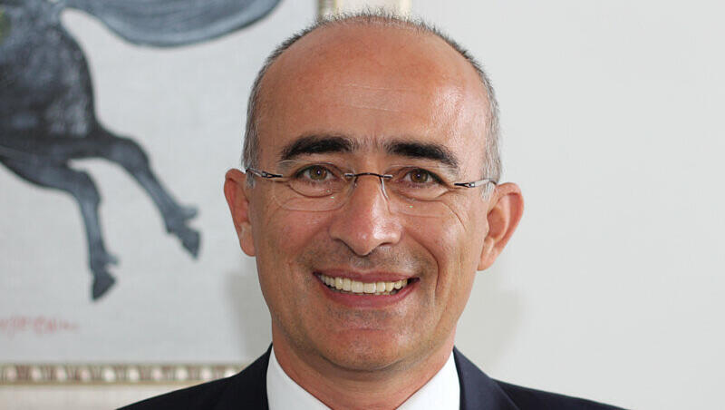 Dr. Sahinoglu. Dr. Sahinoglu.