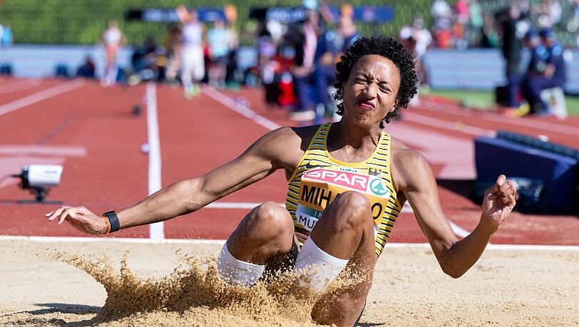 Souverän: Olympiasiegerin Malaika Mihambo ist in München auf Goldkurs im Weitsprung.