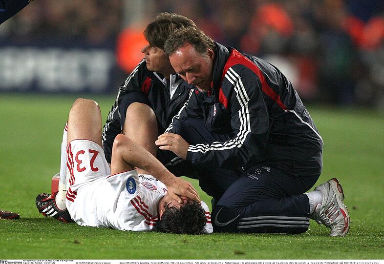 Dr. Degwert behandelt Massimo Oddo