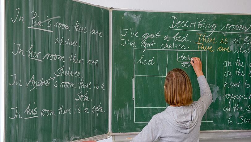 Bayerns Lehrer sind sauer, weil die CSU will, dass sie auch nachmittags im Schulhaus präsent sind. Bayerns Lehrer sind sauer, weil die CSU will, dass sie auch nachmittags im Schulhaus präsent sind.
