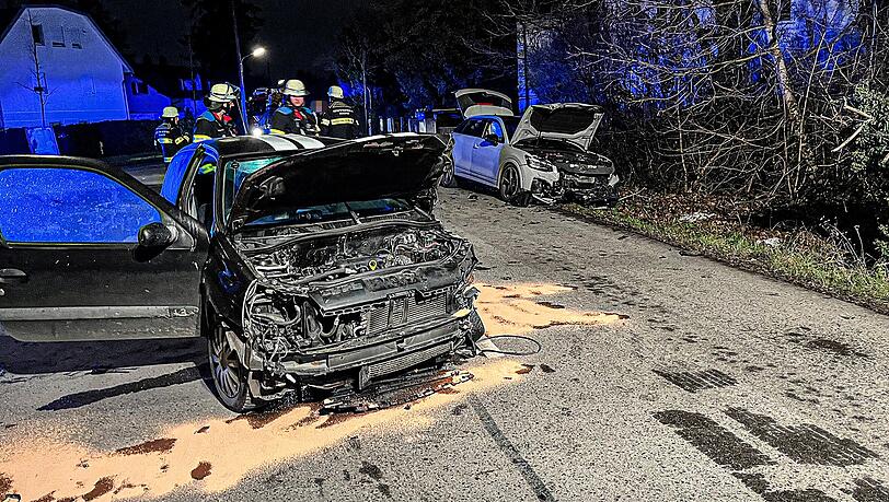 Bei einem Unfall im Kreuzungsbereich der Lerchenstraße und Ratoldstraße sind drei Personen verletzt worden.