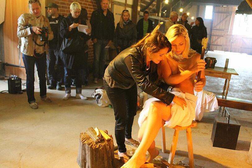 Bilder vom Shooting aus Hamburg: So ist der Deutsche Bauernkalender 2013 entstanden
