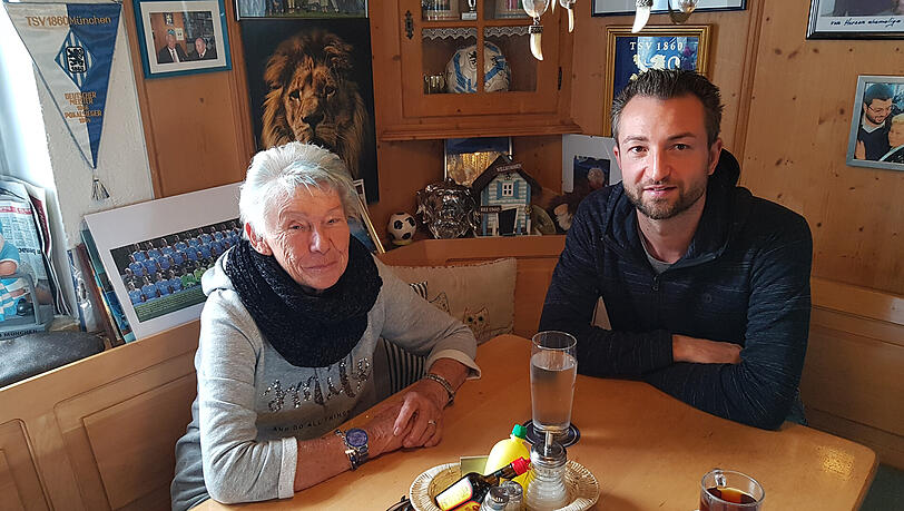 Kult in Giesing: das Löwenstüberl an der Grünwalder Straße. Kult in Giesing: das Löwenstüberl an der Grünwalder Straße.