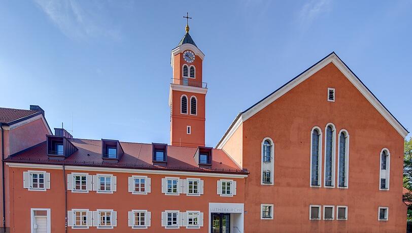 Die Lutherkirche in Obergiesing: Hier findet der besondere Osterbrunch am kommenden Sonntag statt.