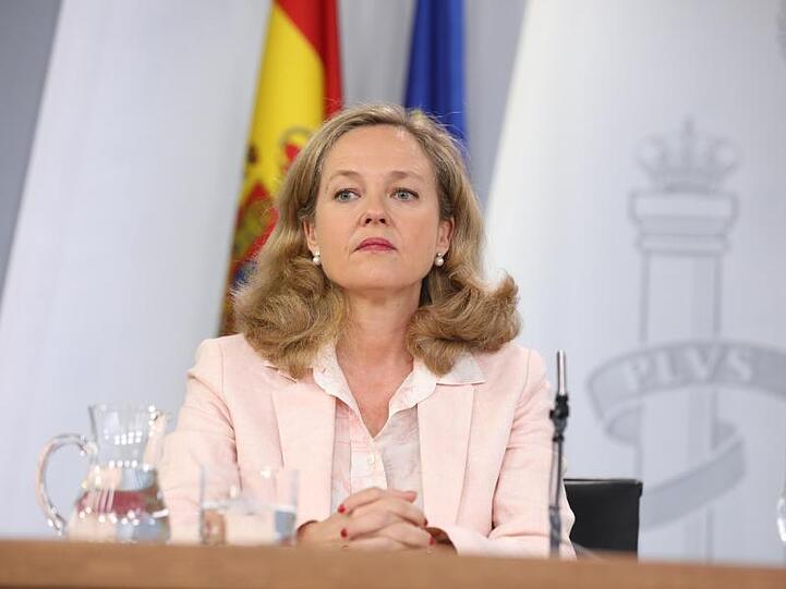 Nadia Calvino ist seit 2018 Wirtschaftsministerin im Kabinett des spanischen Minsterpräsidenten Pedro Sánchez.