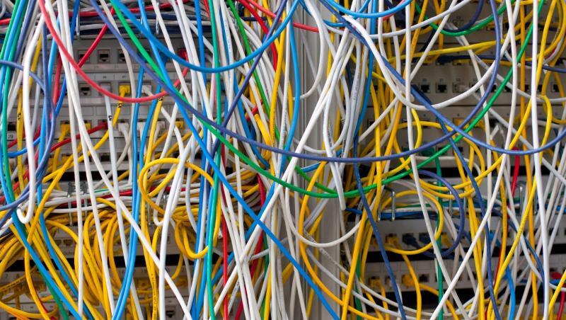 Das Bundesinnenministerium hat den Entwurf für das "Gesetz zur Erhöhung der Sicherheit informationstechnischer Systeme" am Donnerstag zur Ressortabstimmung an die betroffenen Ministerien von Union und SPD verschickt. Das Bundesinnenministerium hat den Entwurf für das "Gesetz zur Erhöhung der Sicherheit informationstechnischer Systeme" am Donnerstag zur Ressortabstimmung an die betroffenen Ministerien von Union und SPD verschickt.